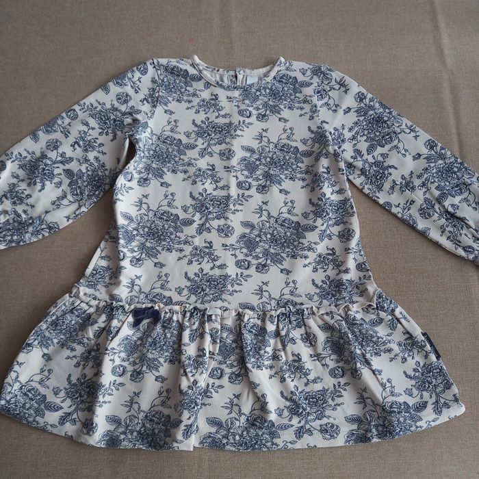 Sukienka z motywem kwiatowym, Bossa nova, rozmiar 110