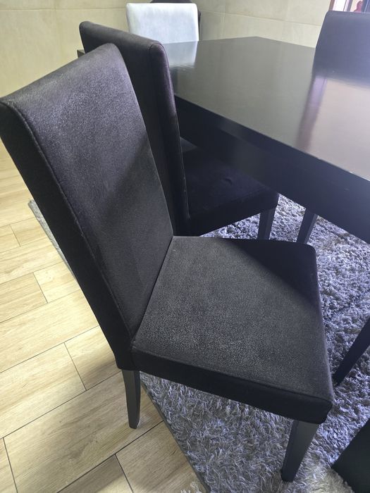 Mesa de Jantar + 6 Cadeiras