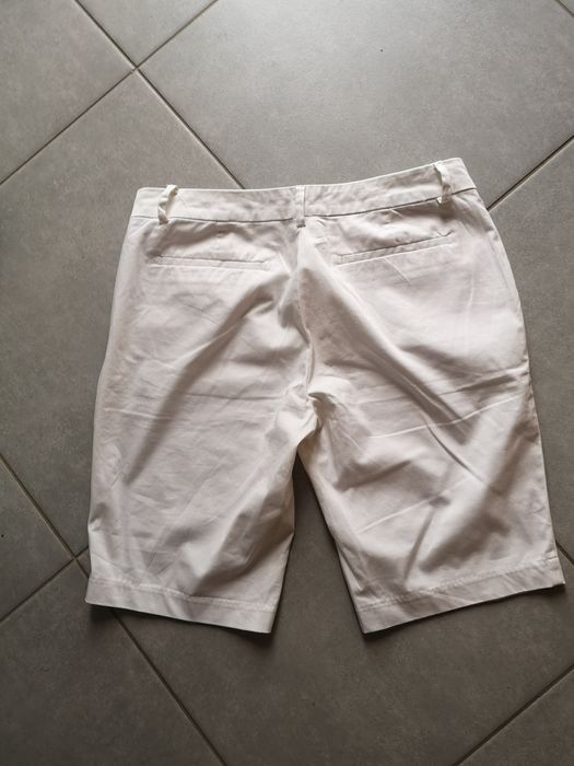 Białe szorty spodnie Top Secret M