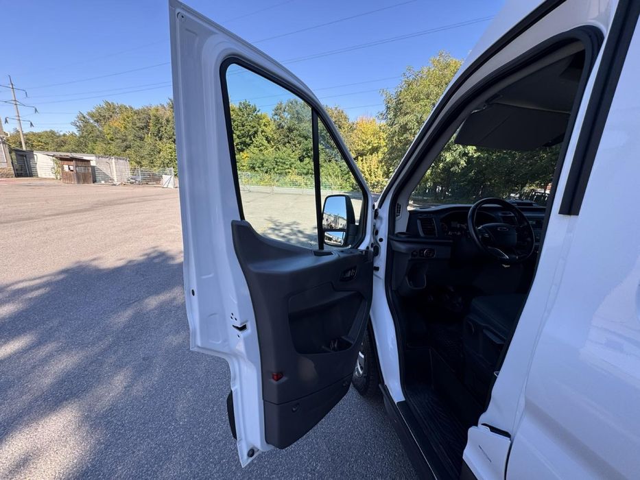 Ford Transit L2H2 2.0