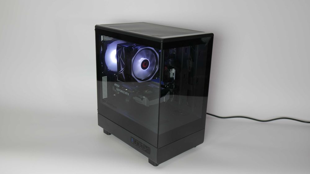 Komputer Ryzen 5 5600 / RTX 5060 / 32GB / 1TB gamingowy FV