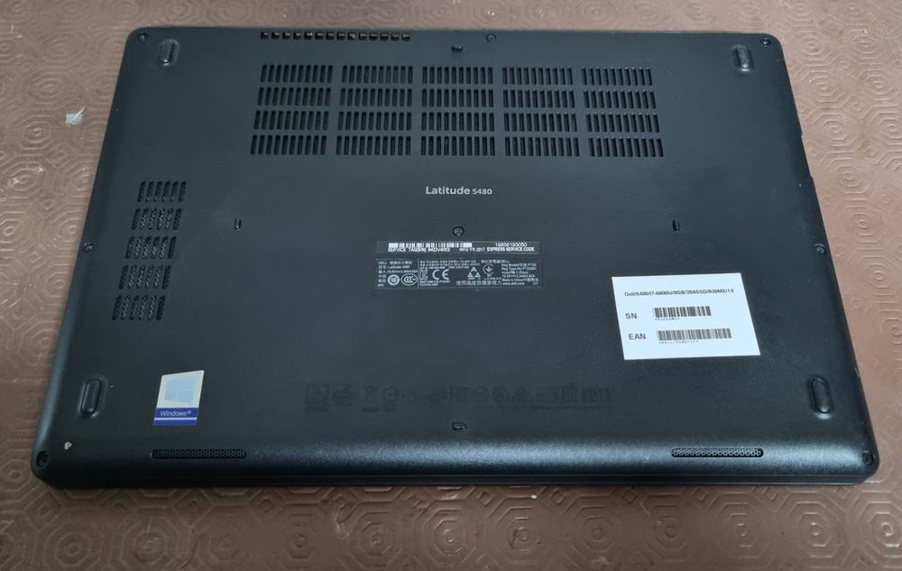 Portátil Dell 5480