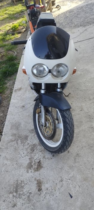 Ямаха fzr 250 2kr