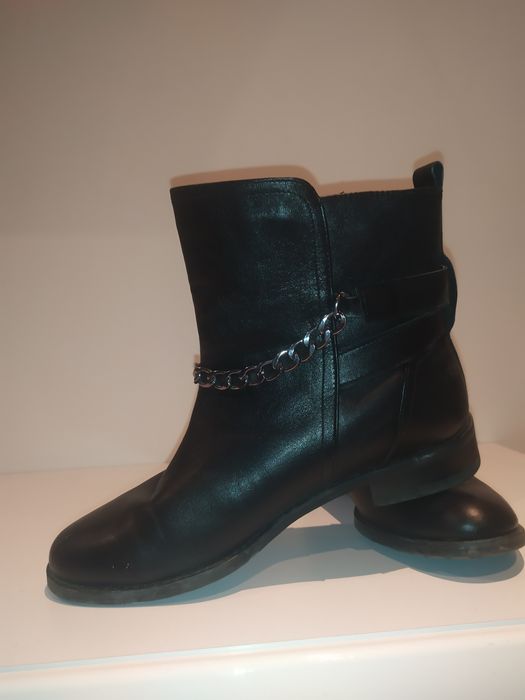 Весна,шкіряні 37р.