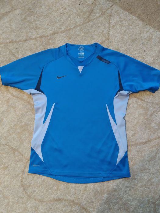 Sportowa koszulka Nike.