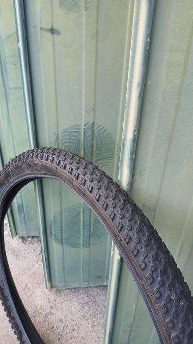 Pneu 26" com novo