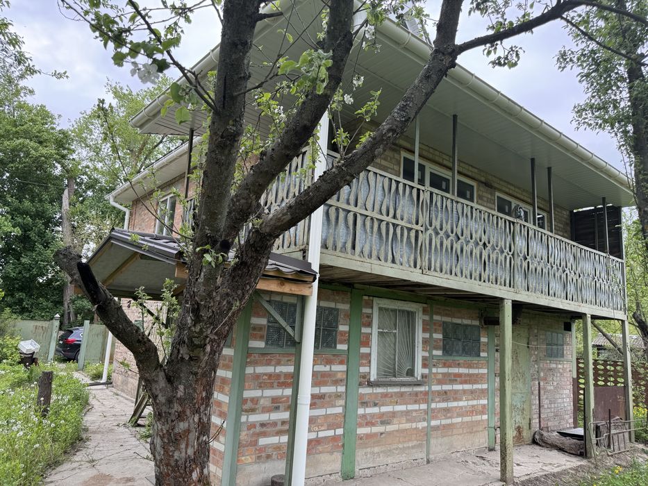 Продається будинок  25 км від Києва
