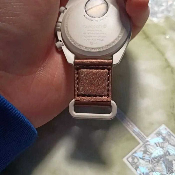Omega x Swatch Saturn SO33T100 - Nowa Era Dostępna