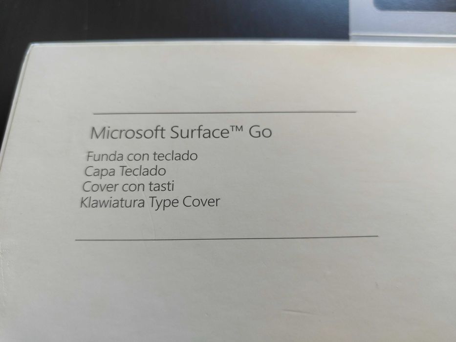 Teclado Type Cover Surface Go, layout US - Pra desocupar.