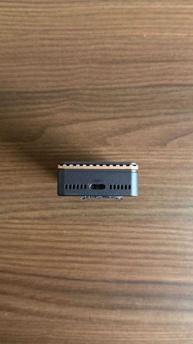 UGREEN D703 – obudowa USB4 40 Gb/s do dysków M.2 NVMe do 8TB szara