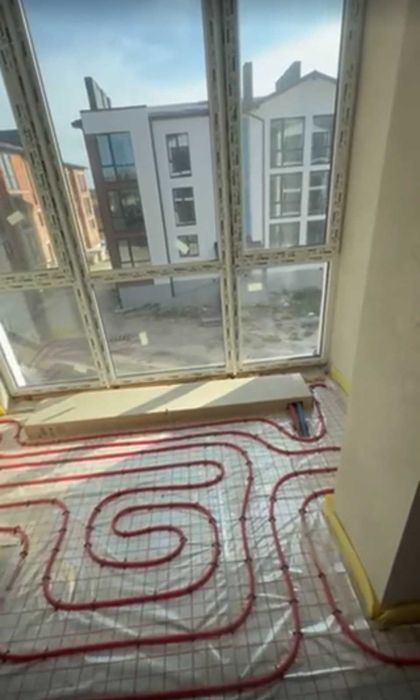 Продається 3-кімнатна квартира в ЖК "Пори року" с. Солонка