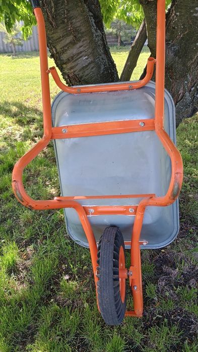 Продаються возики садові, (причіп)