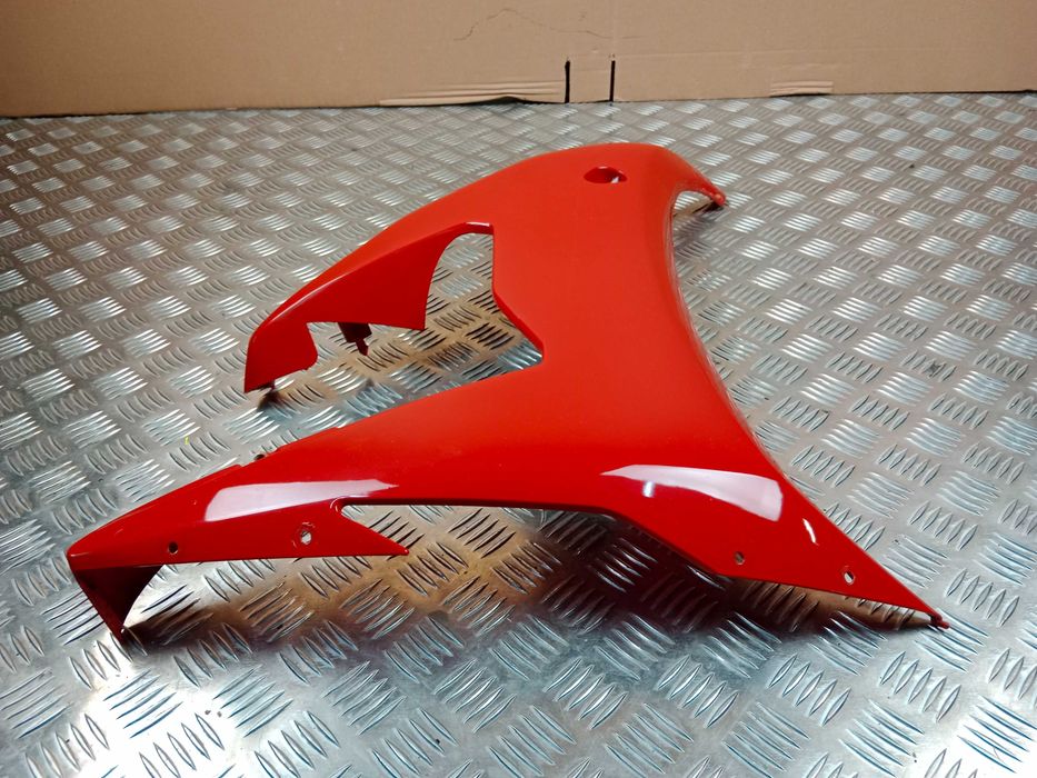 Yamaha R6 Prawy Bok Boczek Owiewka Wypełnienie 03-05