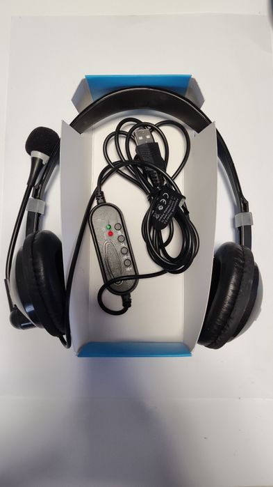 Słuchawki nauszne przewodowe USB