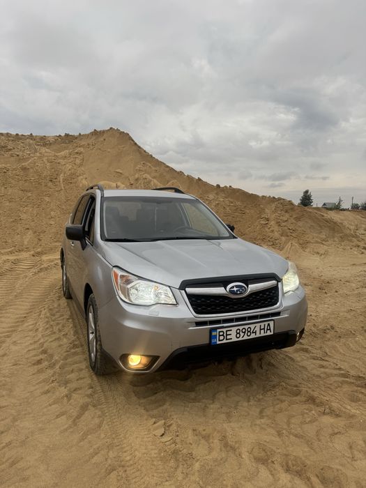 Subaru Forester 2015р., 2,5 бензин, автомат, повний привід, гарний стан, 2 компл. гуми, 2 ключі, 2 власник в Украіні, кондиціонер, LED, підігріви