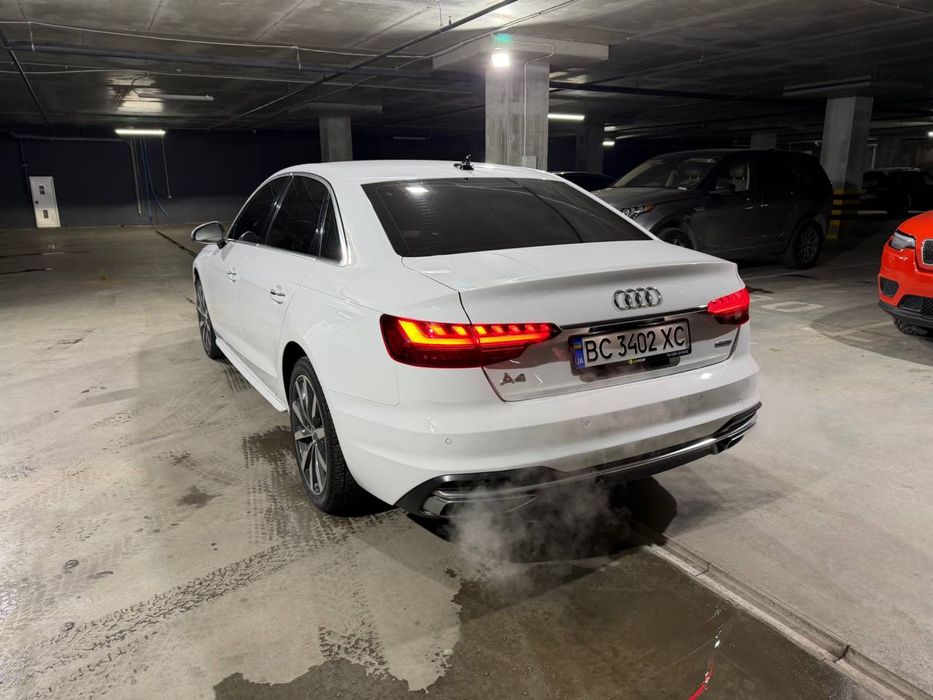 Audi A4 premium 2021