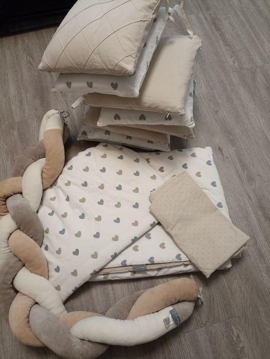 Дитяча Постільна білизна з бортиками і косою.