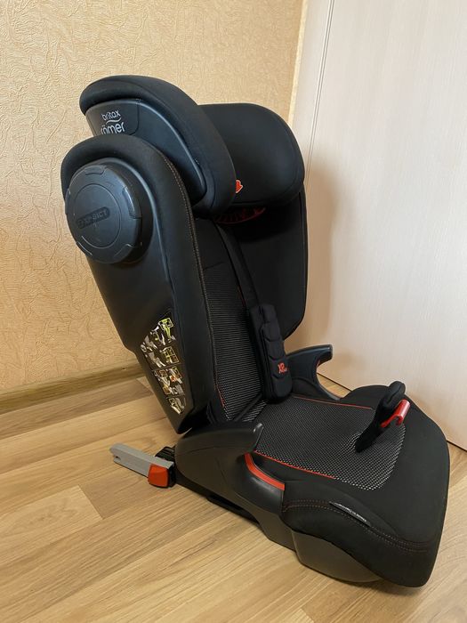 Автокресло Britax-Romer Kidfix III S Cool Flow 3-12 лет