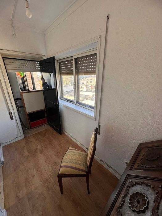 Alugo quarto suite em t3