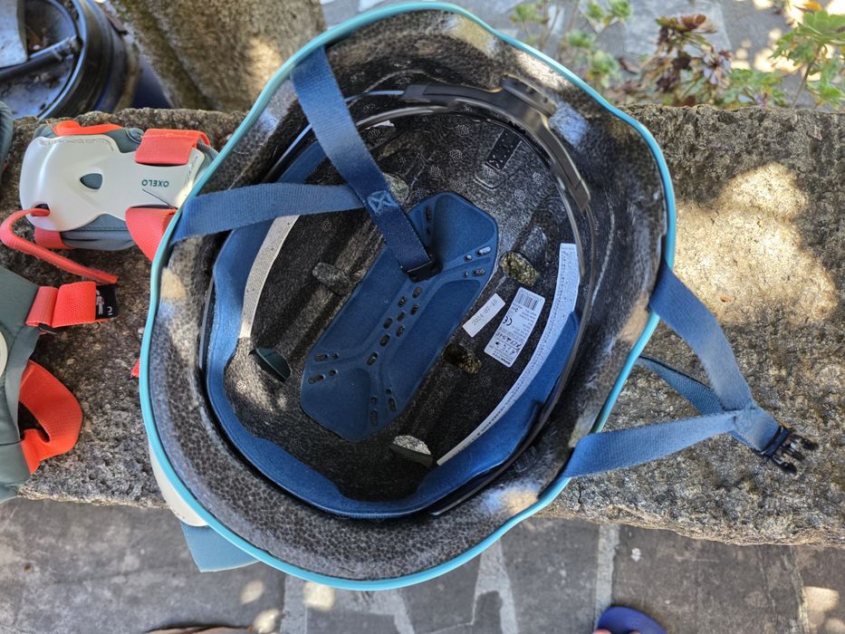 Proteções de criança com capacete