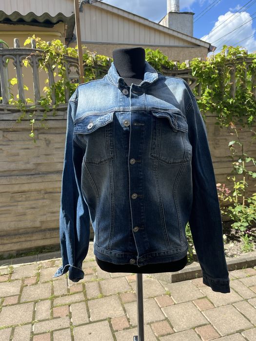 Чоловіча джинсовка