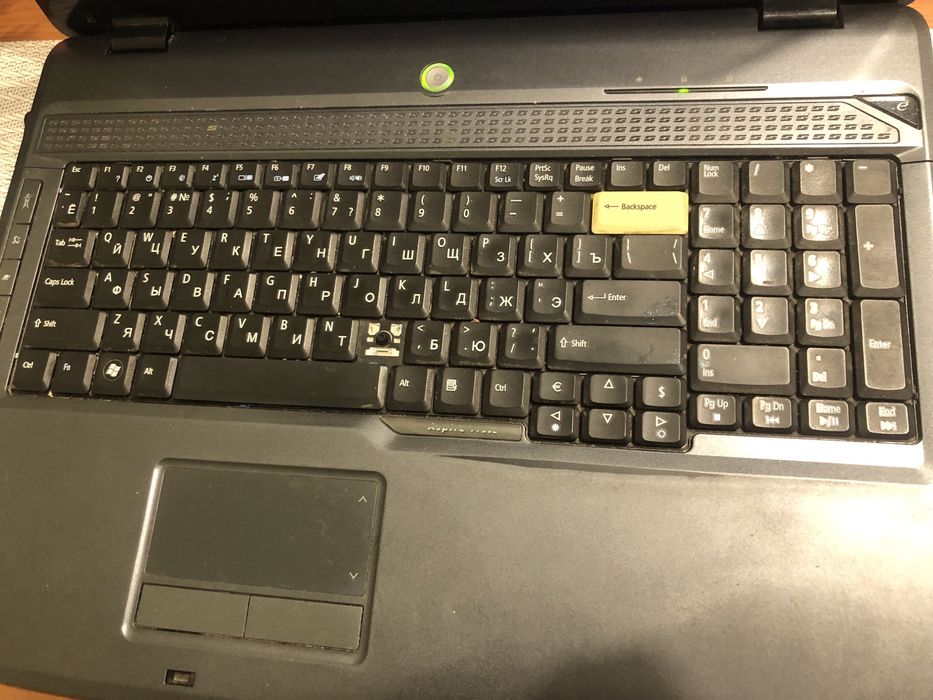 Продам працюючий ноутбук Асеr