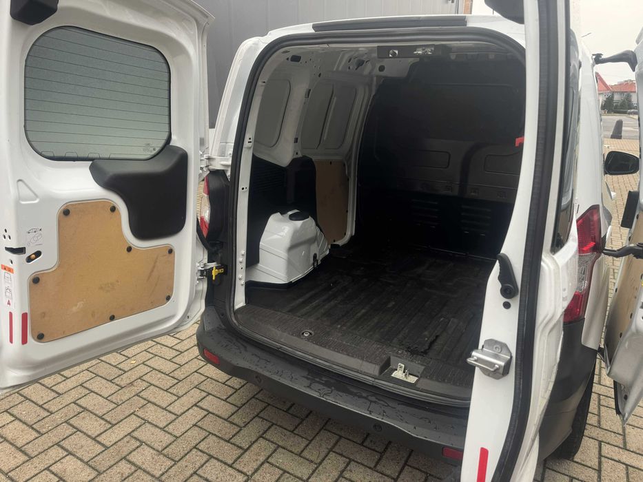 Ford Transit Courier 1.5 2015 r.