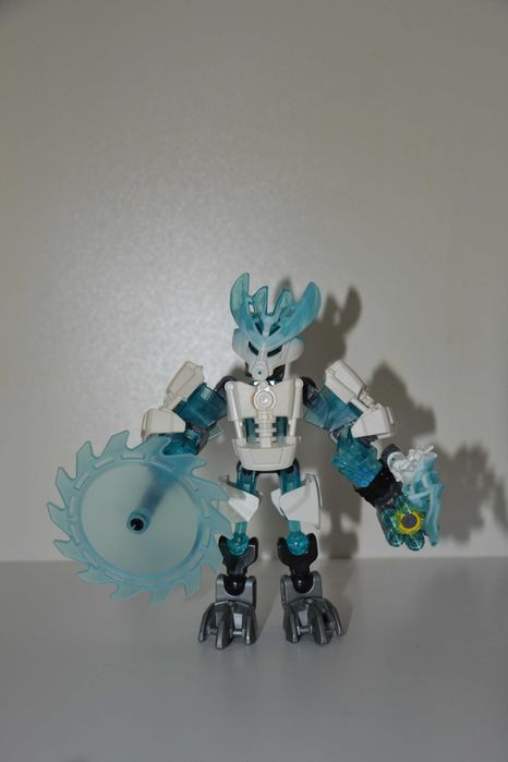 LEGO Bionicle 70782 – Protector of Ice