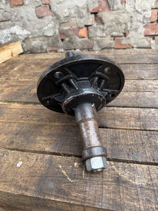 Ступица опорного колеса КРН