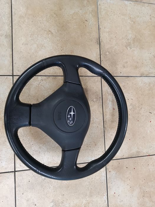 Kierownica poduszka Subaru impreza GD ładny stan