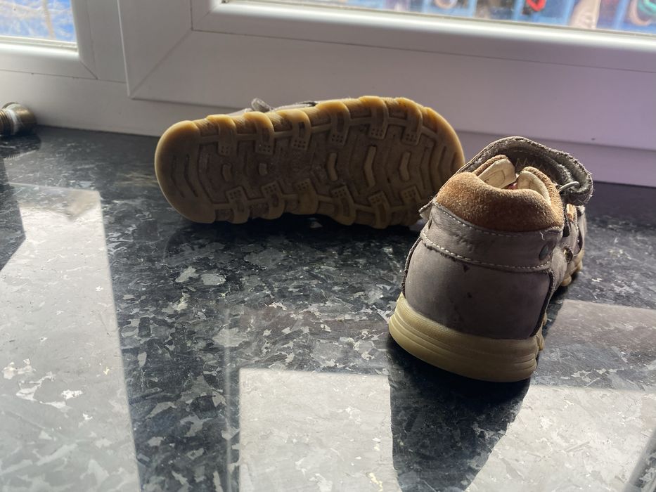 Кожані дитячі  боссоніжки