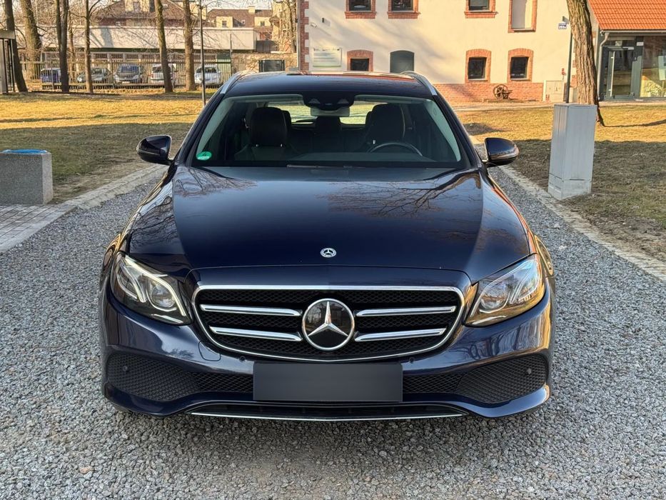 Mercedes-Benz Klasa E Mercedes-Benz Klasa E 300 de 9G-Tronic