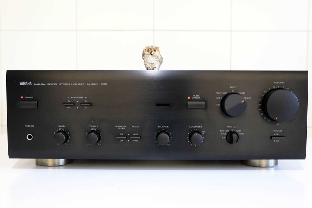 Yamaha AX-550 amplificador com 85 watts RMS