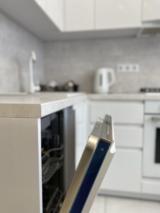 Продаж 1к квартири з ремонтом і власним паркомісцем (Газ)