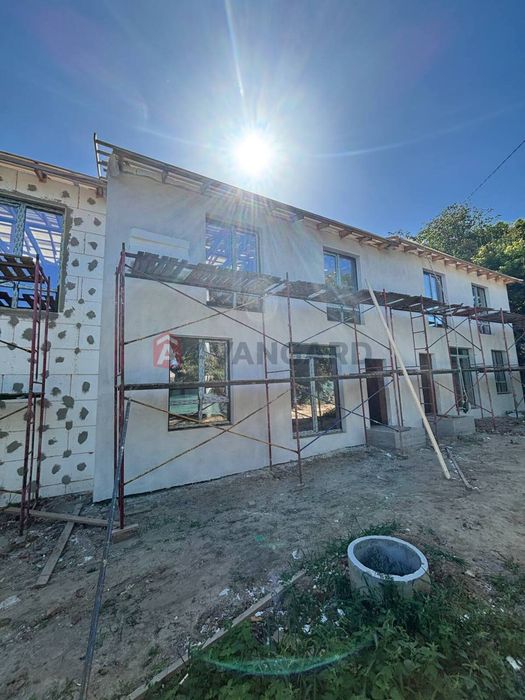 Продам 3-к Таунхаус с.Якушенці