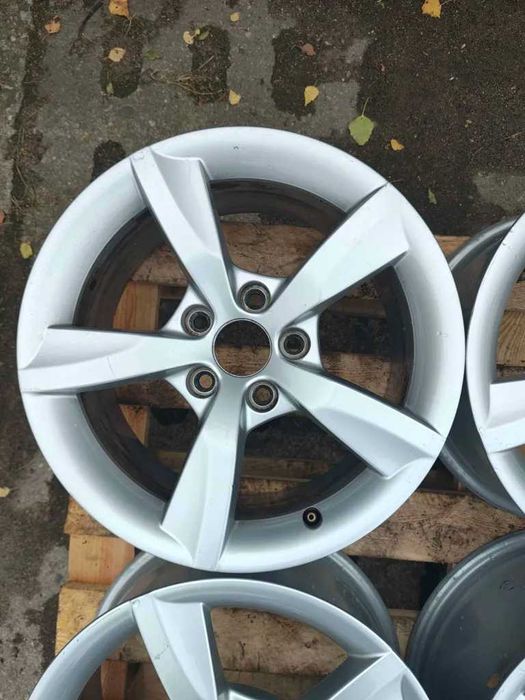 FELGI Aluminiowe Audi Oryginalne R16 5x112 7.5x16 ET37