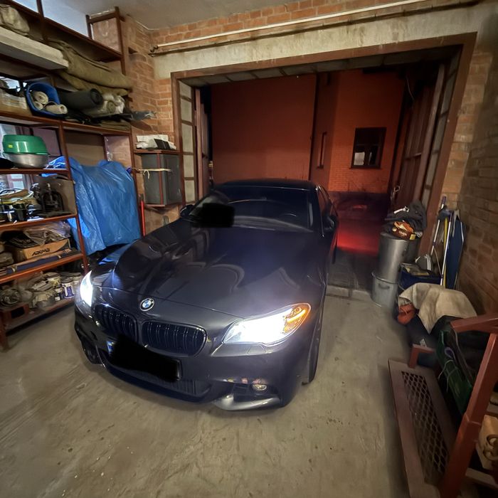 Продам авто BMW535i