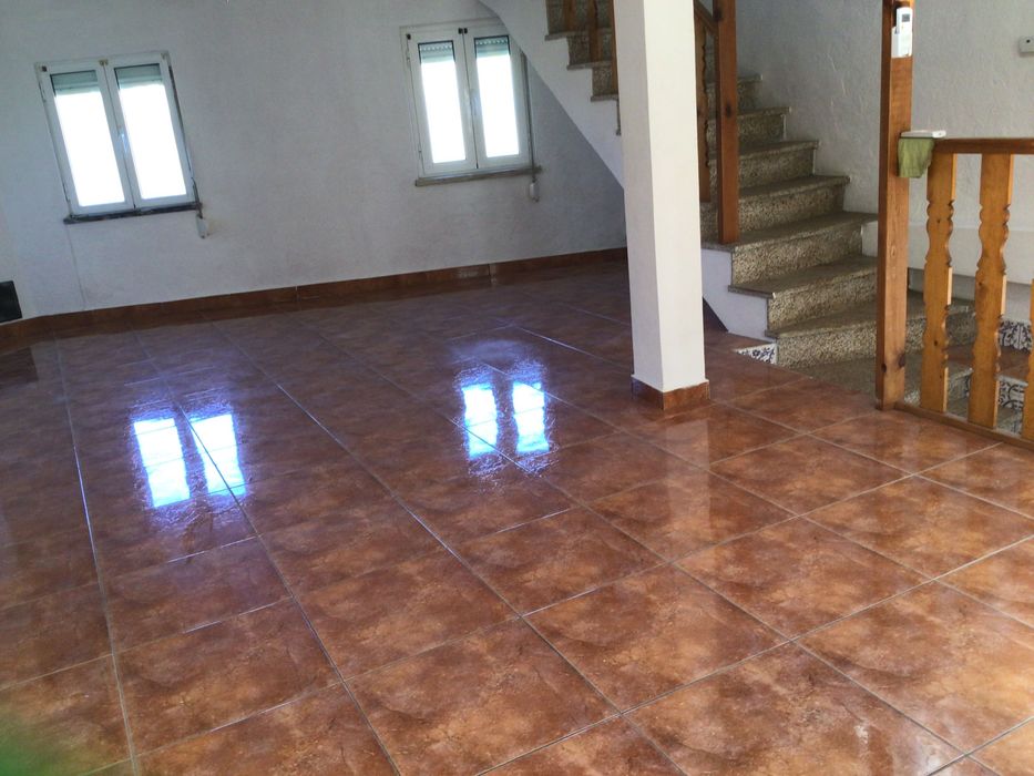 moradia em banda T2 a venda em Paul Covilhã