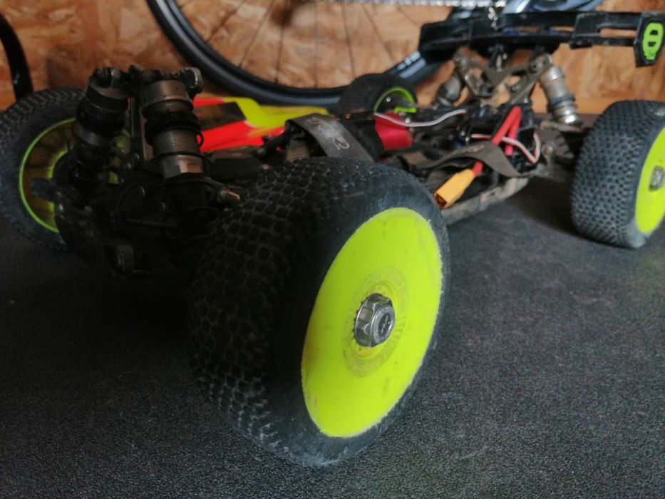 Carro RC Losi 4.0 elétrico 1/8