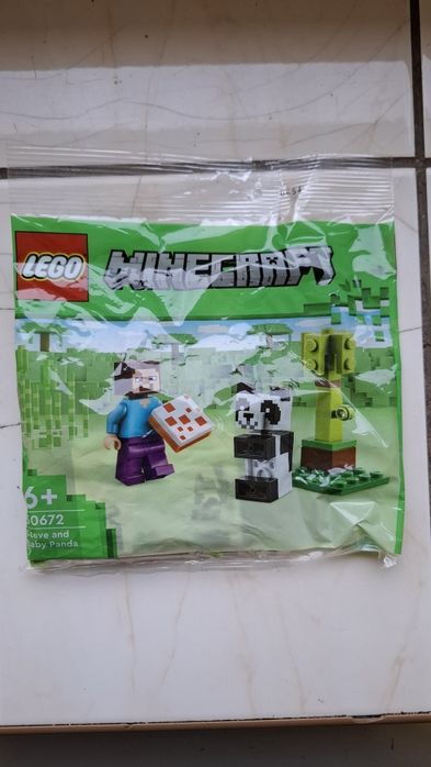Lego Minecraft Steve i mała panda 30672