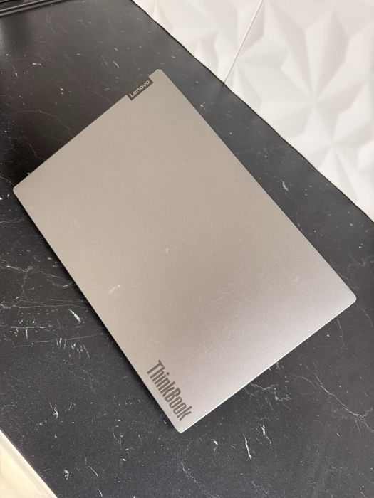 Laptop Lenovo Thinbook