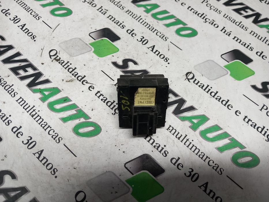 Comando / botão / interruptor vidros frente esquerdo AUDI A4 (8E2, B6)439787047334062081