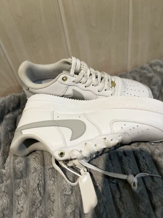 Жіночі кросівки Nike Air Force 1 ’07 Essential
