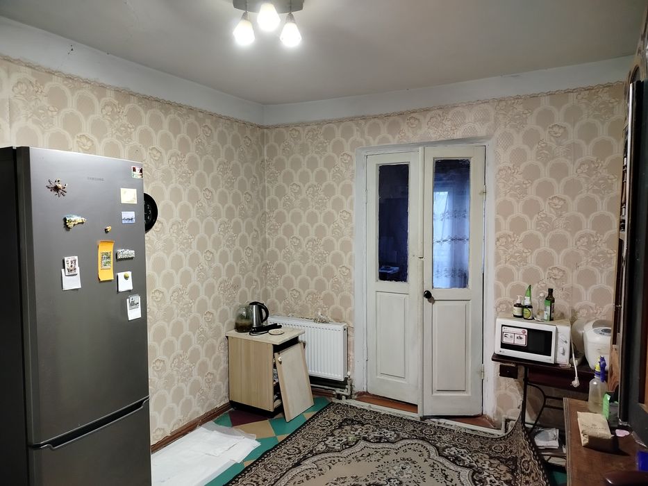 Продам 1/2дома с отдельным входом 2гаража р-н ул.Алтайская