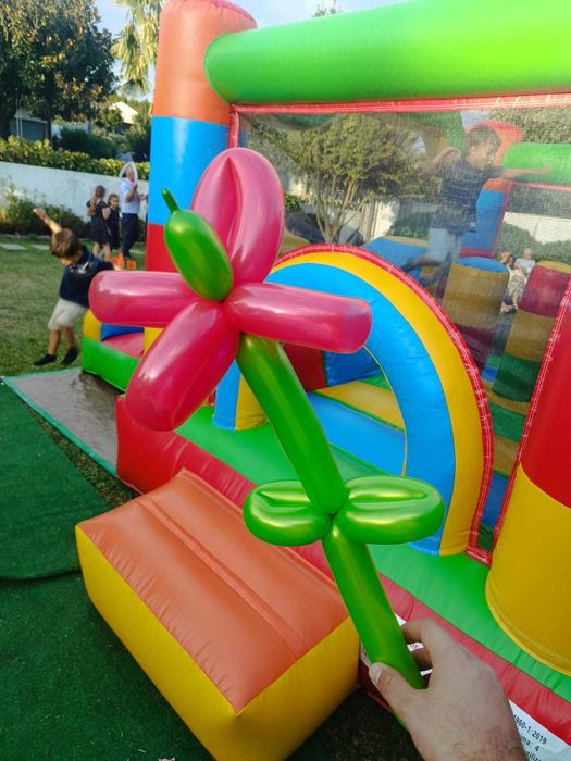 Insufláveis, decoração de festas, matraquilhos