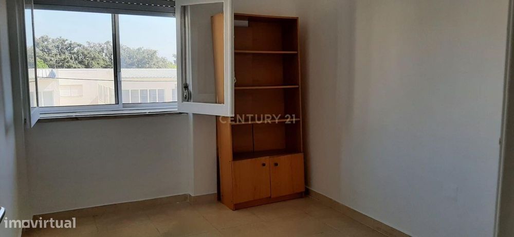 Apartamento T2 - arrendamento Casal do Marco