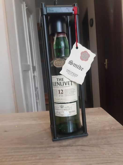 Кованная подставка для бутылки