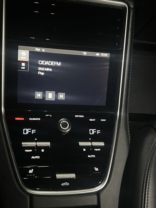 Porsche Panamera 4 E-hibrid