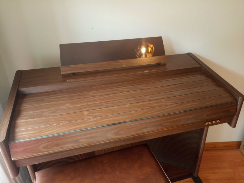 Órgão eletrônico Elka