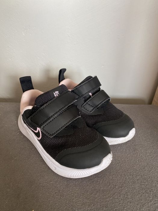 Nike star runner